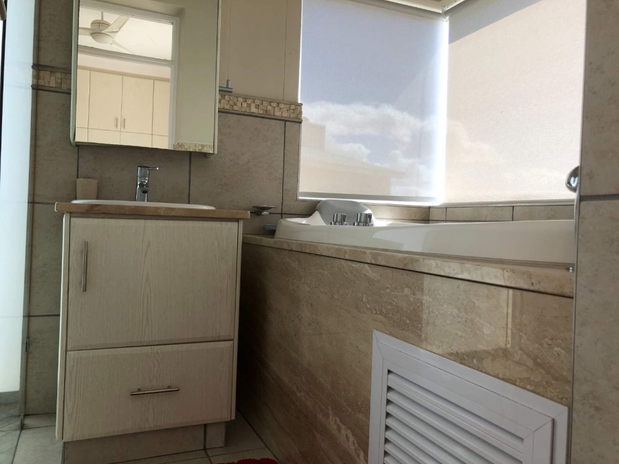 3 Bedroom Property for Sale in Diaz Beach Western Cape